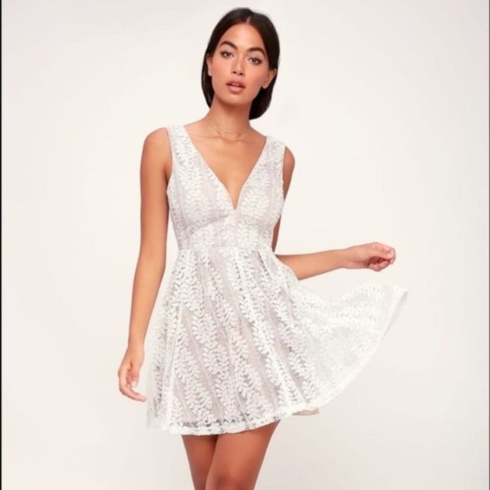 Lulu's NWT White Lace Skater Dress
